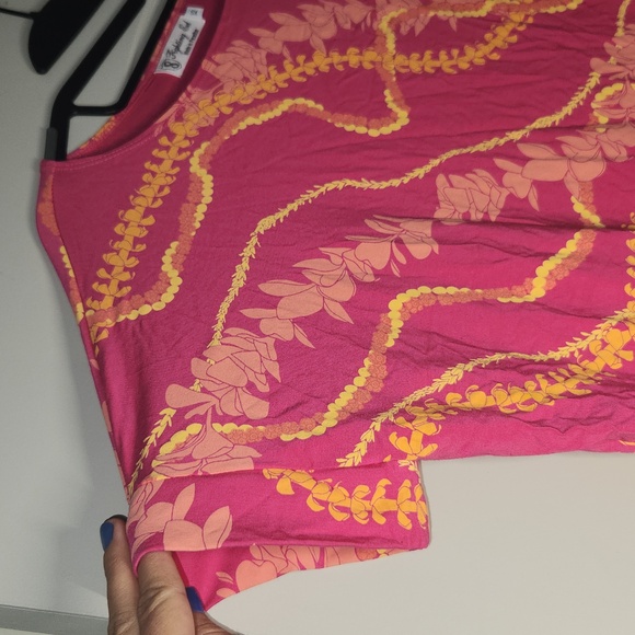Fighting Eel Pink Flower Lei XS Ava Sky Blouse Top Janine Fuschia Plumeria Leis - Picture 6 of 8